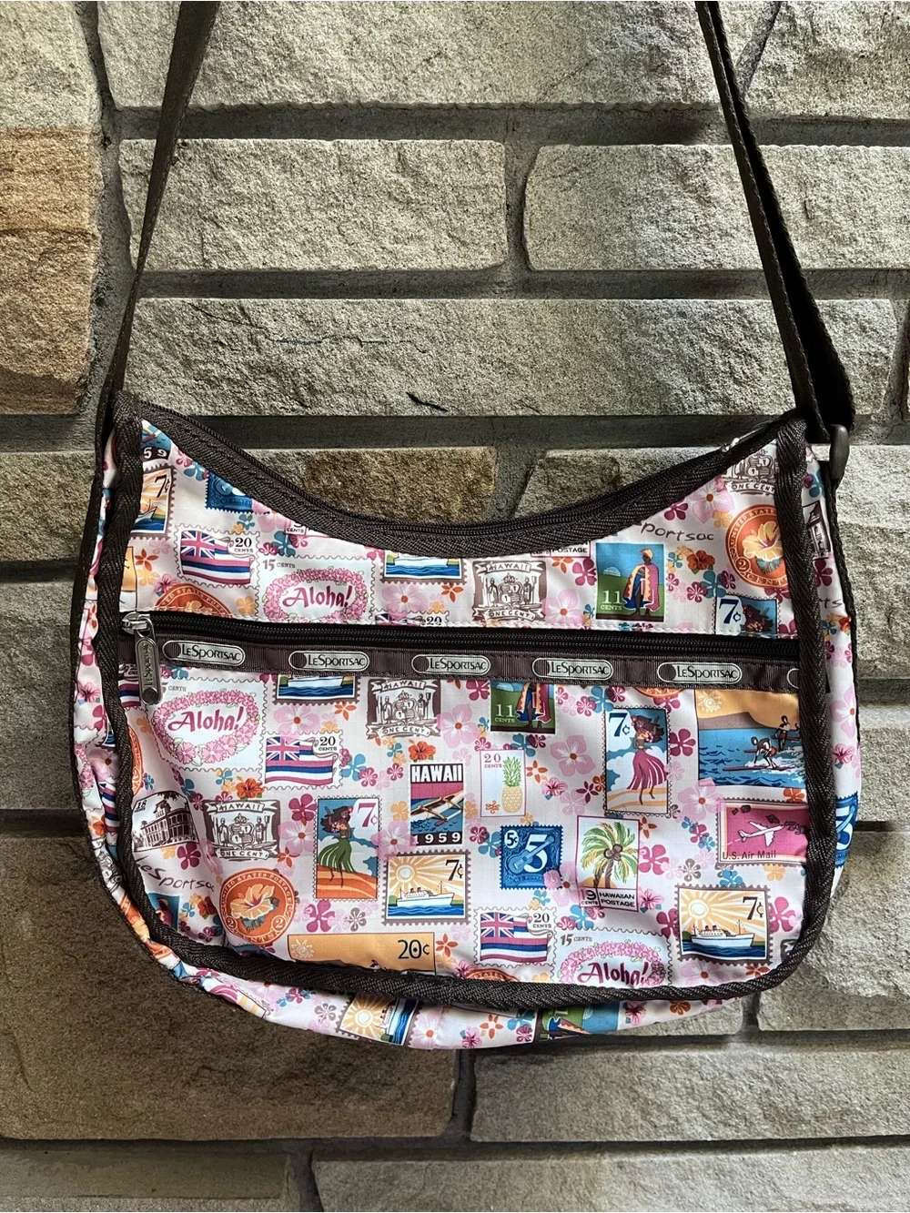 Lesportsac Lei Aloha Classic Hobo Purse Bag Rare Hawaii Postage Print Brown